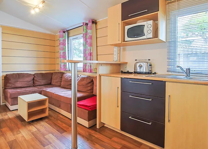 Kemping Mobilhome Equipe Bois Masson